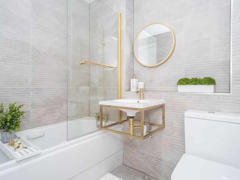 爱丁堡Luxury 2Bed 2Bath Flat In City Centre- Free Parking!公寓 外观 照片