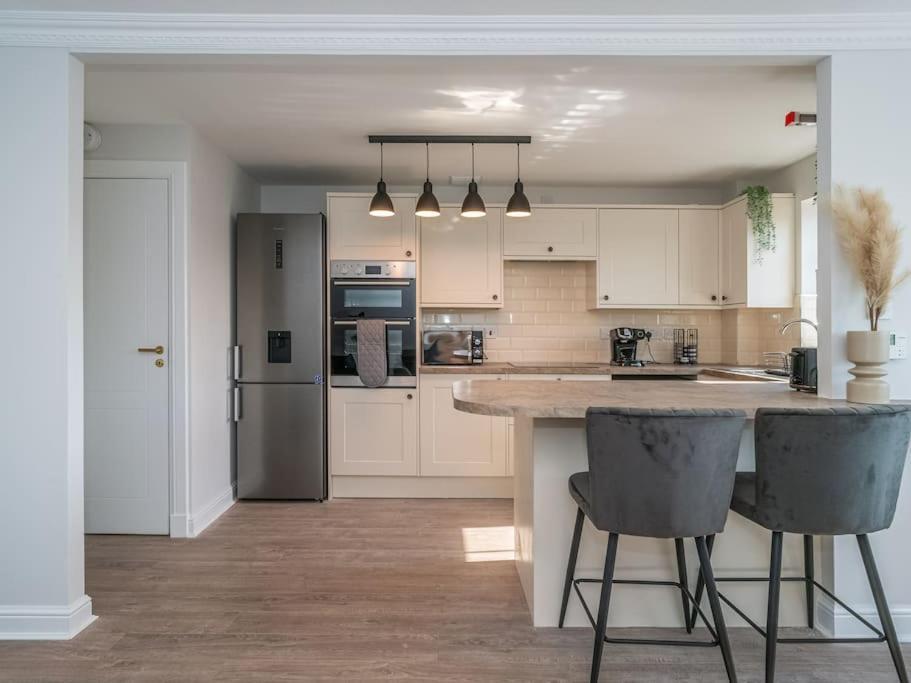 爱丁堡Luxury 2Bed 2Bath Flat In City Centre- Free Parking!公寓 外观 照片